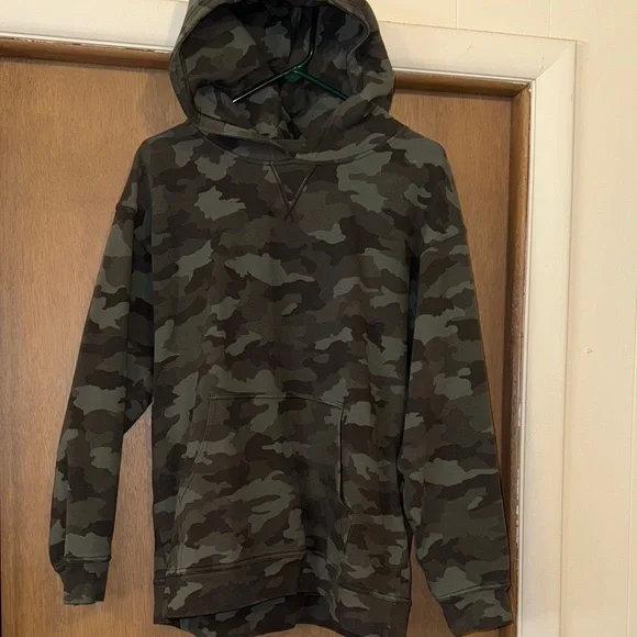 Lululemon All Yours Camouflage Hoodie Sweatshirt Size 14 - Picture 1 of 4